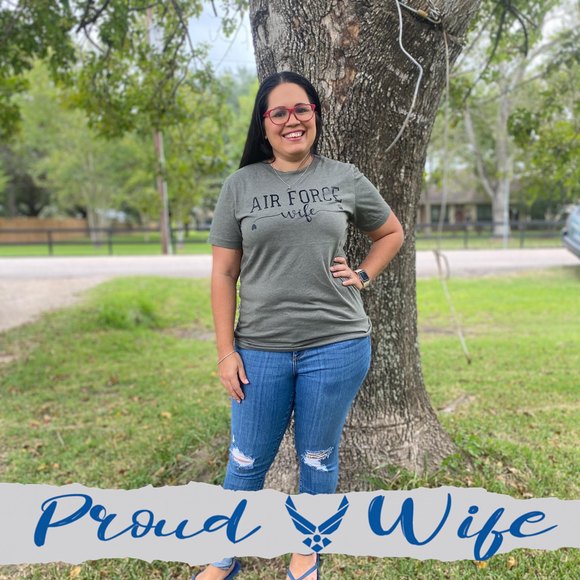 Meet your Posher, Belinda - Picture 1 of 1